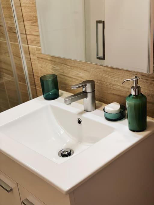 Apartamento Opera Suite Carmen Palacio Real Luxury Studio Madri Exterior foto