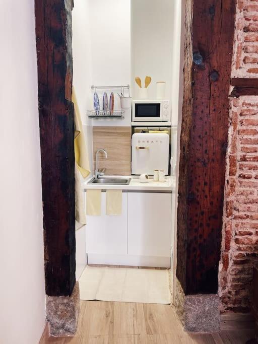 Apartamento Opera Suite Carmen Palacio Real Luxury Studio Madri Exterior foto